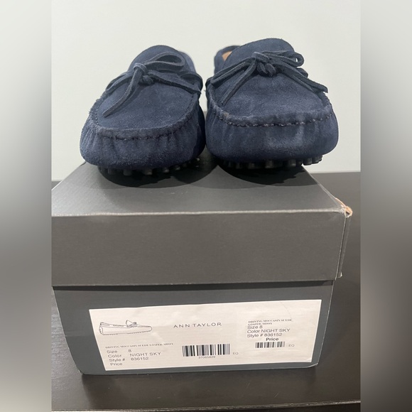 ann taylor suede driving mocassin loafers | size 8 - Picture 5 of 5